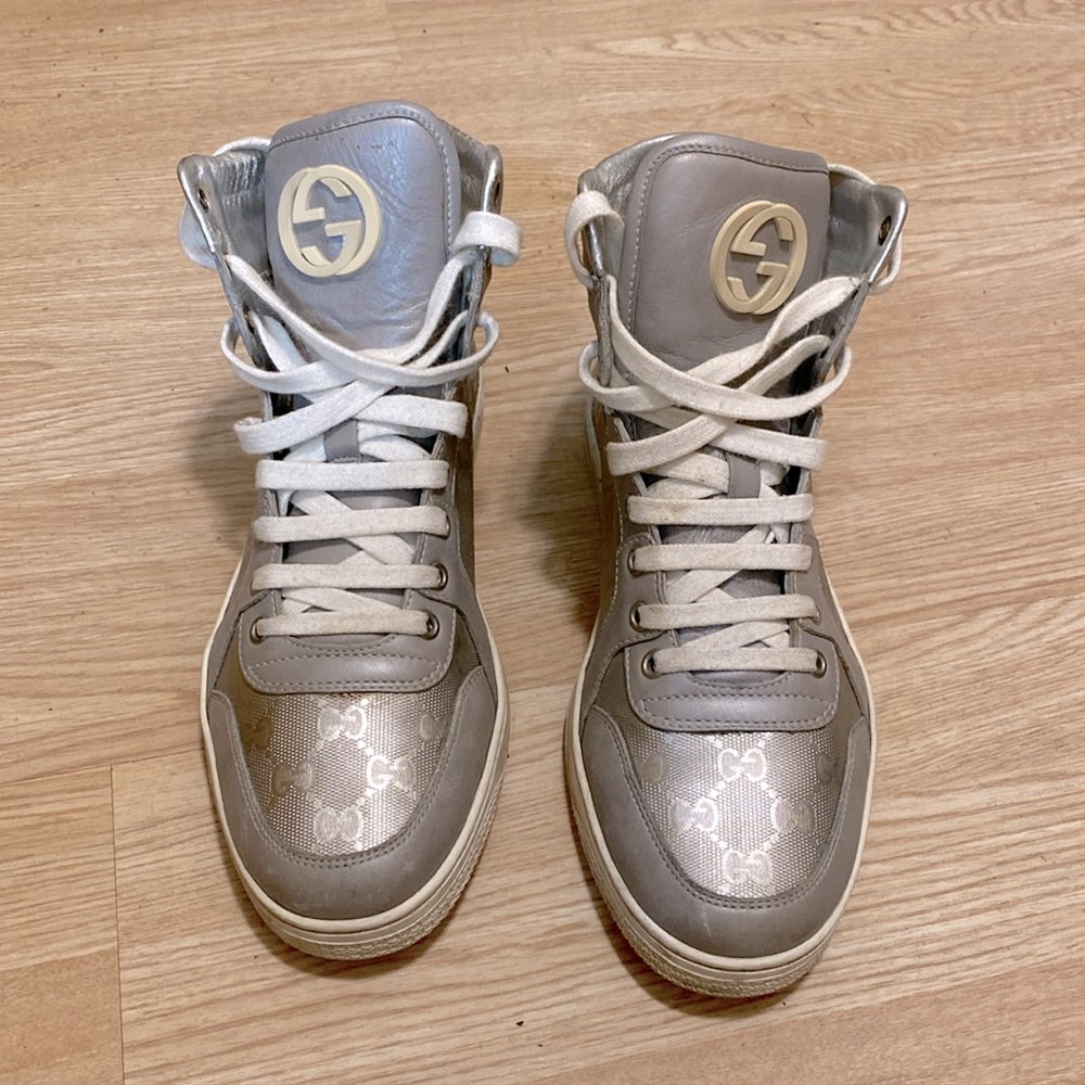 Silver GUCCI Moon boots